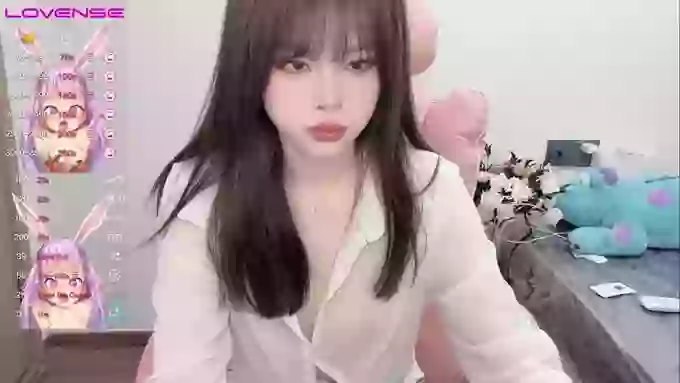 -Nicole_