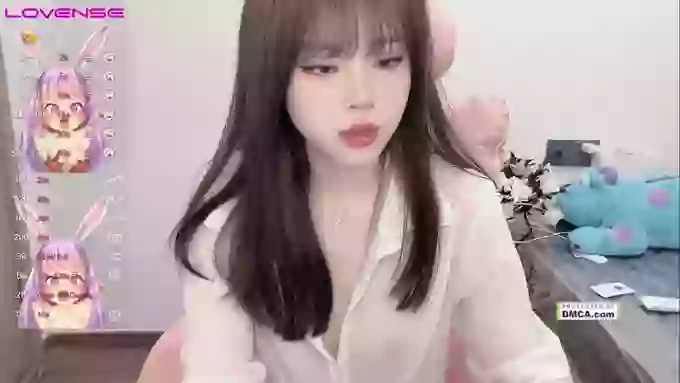 -Nicole_
