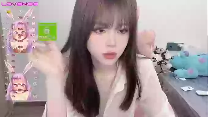 -Nicole_