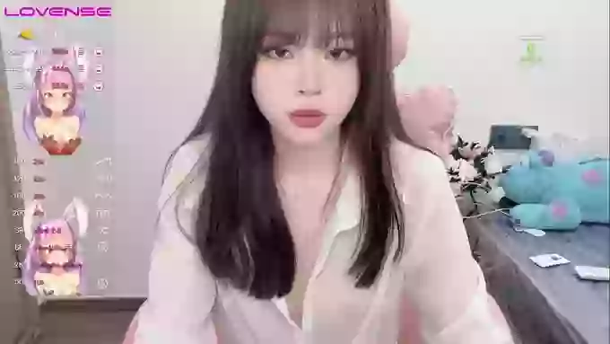 -Nicole_