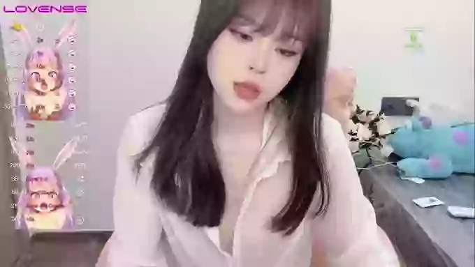 -Nicole_