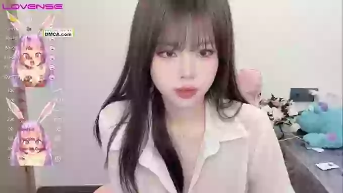 -Nicole_