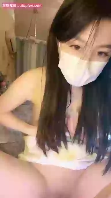 半糖-模特小米
