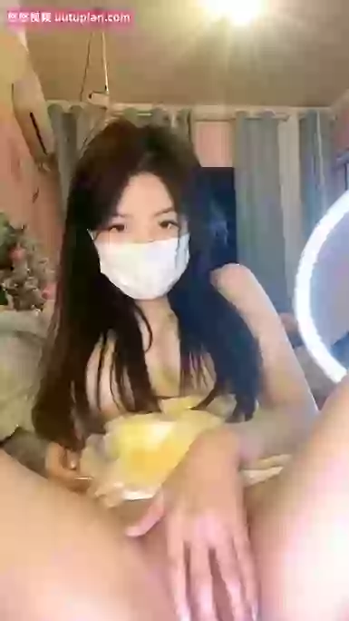 半糖-模特小米