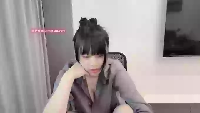 L-Leona