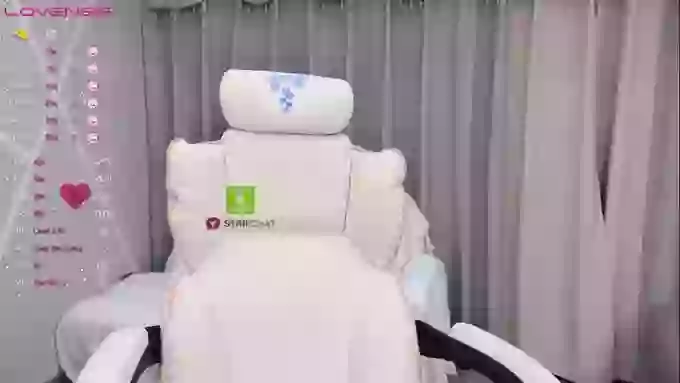 Miumiu_is