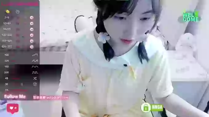 Hot-nini20