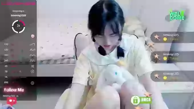 Hot-nini20