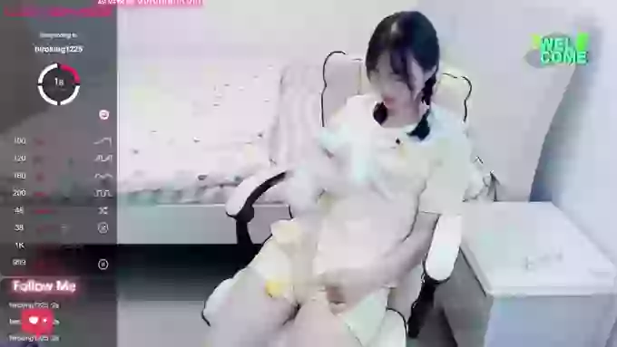 Hot-nini20