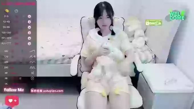 Hot-nini20