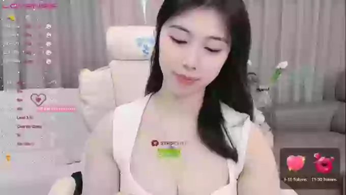 Miumiu_is