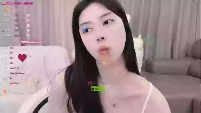 Miumiu_is