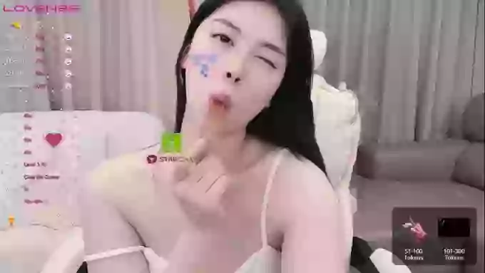 Miumiu_is