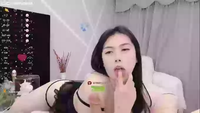 Miumiu_is