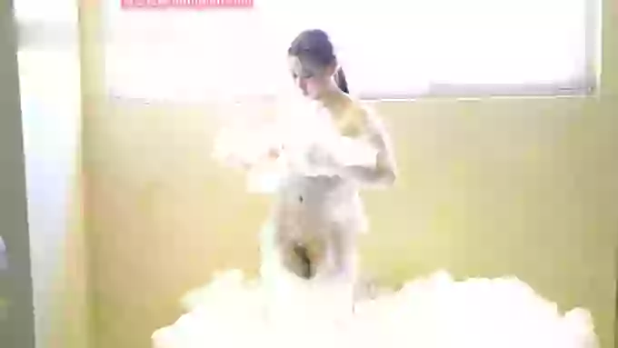 秀人网-芷儿momoko