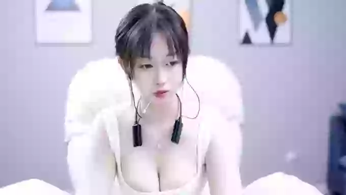 Rachel_TongTong