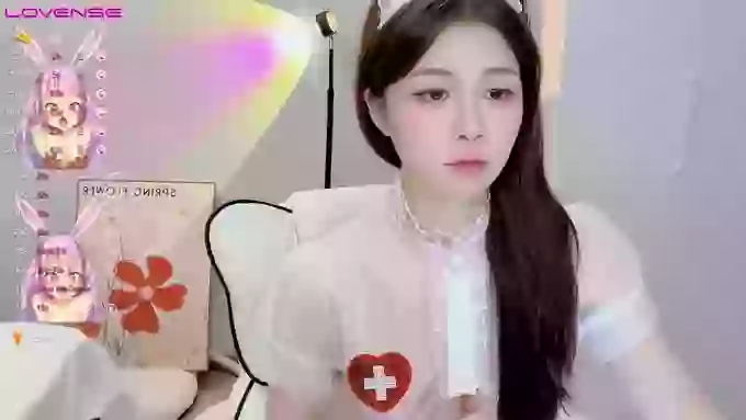 Lucy_Top