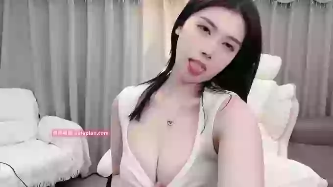 Miumiu_is