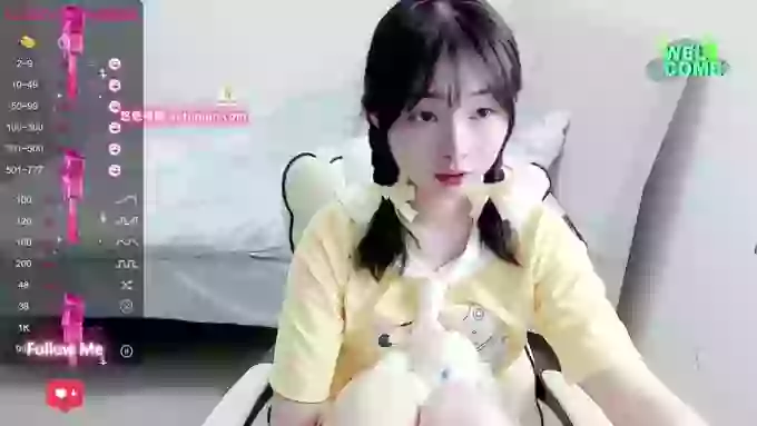 Hot-nini20