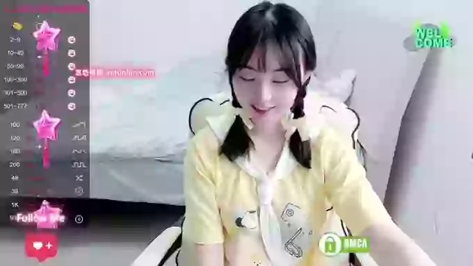 Hot-nini20