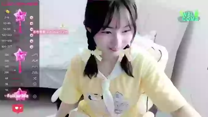 Hot-nini20