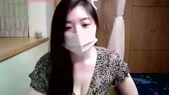 whitecatwoman