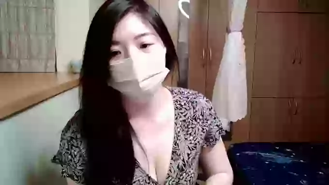 whitecatwoman