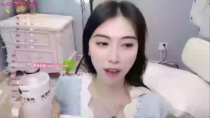 Miumiu_is