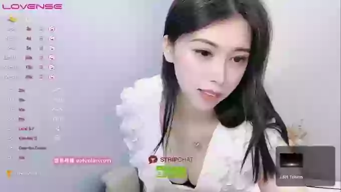 Miumiu_is