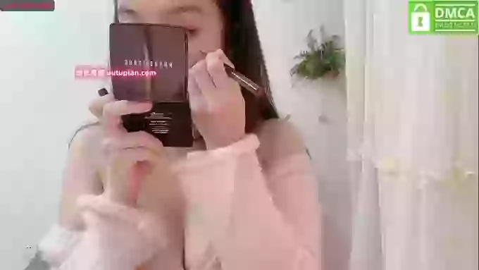 R6yuwe_Anng