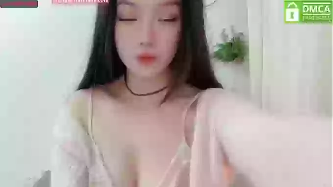 R6yuwe_Anng
