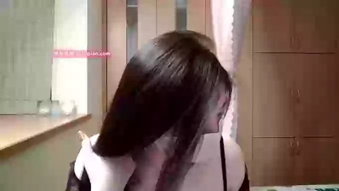 whitecatwoman
