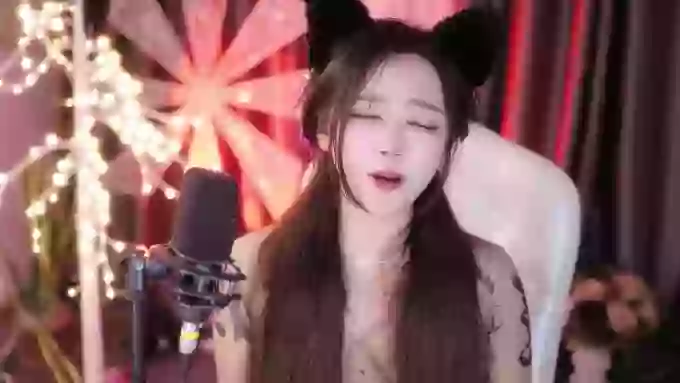 charming_NaNa21