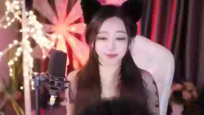 charming_NaNa21