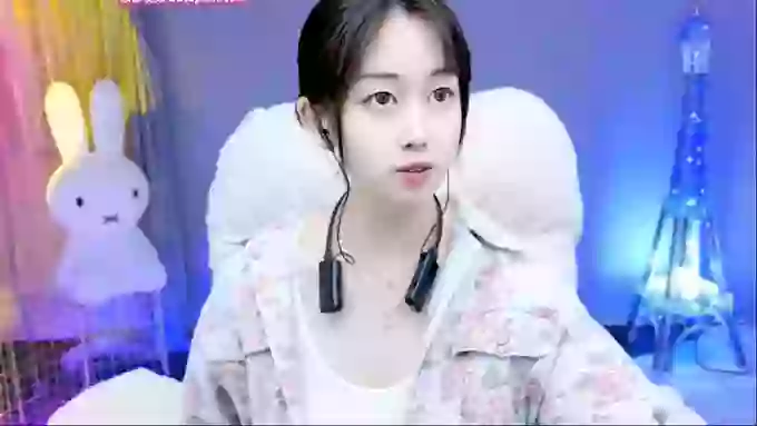 Rachel_TongTong
