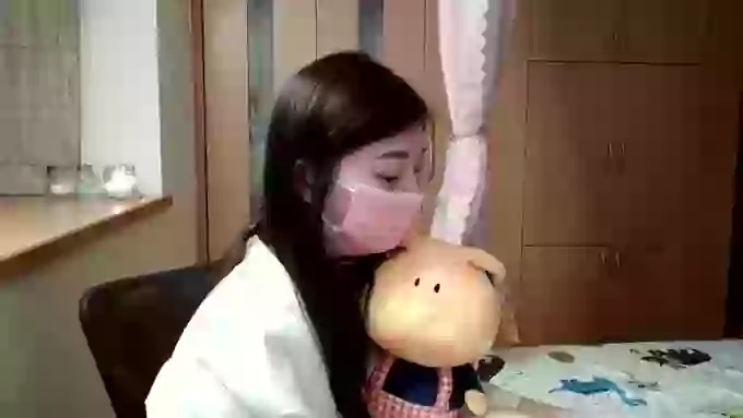 whitecatwoman