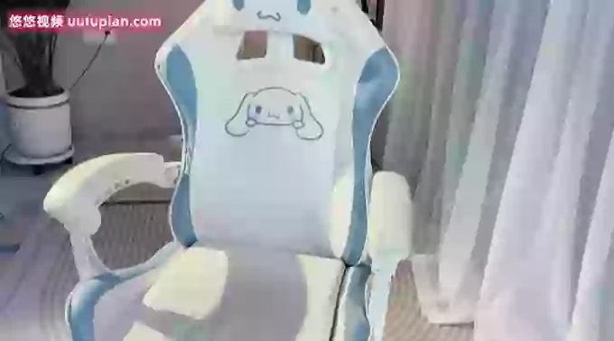 Ella_CC
