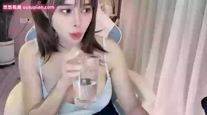 Ella_CC