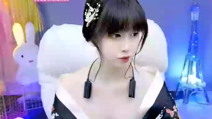 Rachel_TongTong