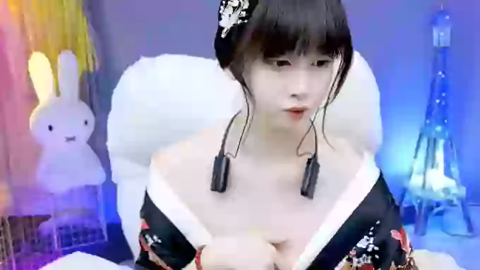 Rachel_TongTong