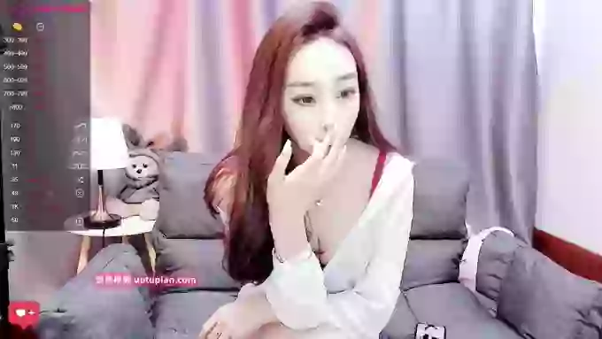 uhahyuhxjnuiaywdqy