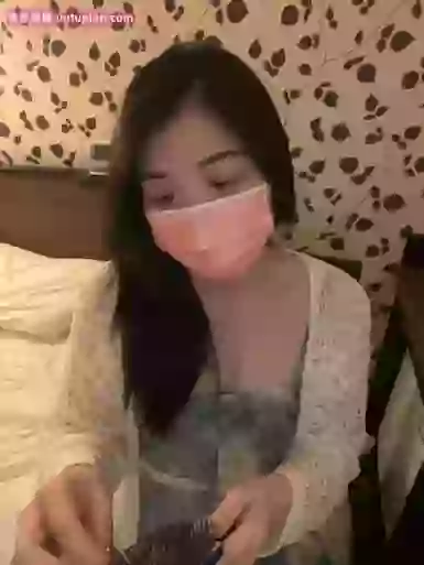 whitecatwoman