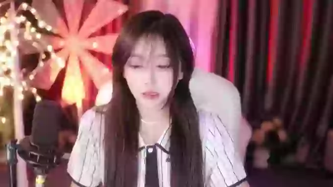 charming_NaNa21