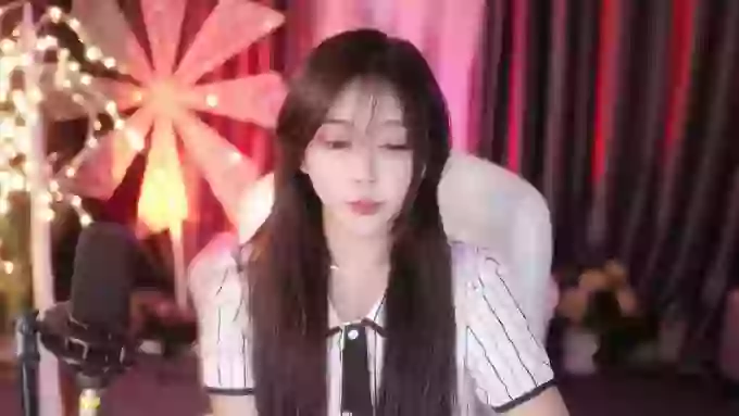 charming_NaNa21
