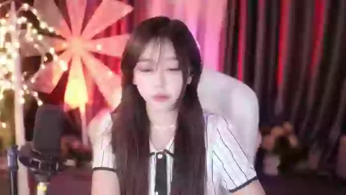 charming_NaNa21