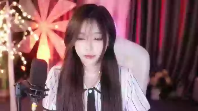charming_NaNa21