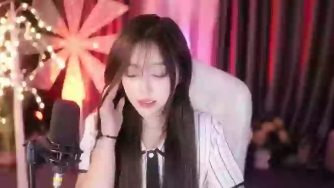charming_NaNa21