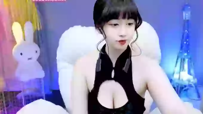 Rachel_TongTong