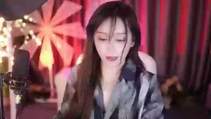 charming_NaNa21
