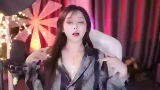 charming_NaNa21